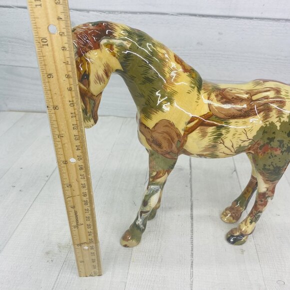 Patchwork MARE HORSE Grassland With Multi Colored Horse 10" Tall Resin Figurine - Picture 8 of 13